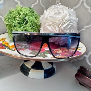 Vintage Laura Biagiotti Italy Oversized Shield Sunglasses